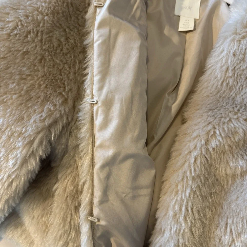 MOB WIFE Luxury Cream Faux Fur Cropped‎ Jacket Coat H&M Plush Shag Glam M